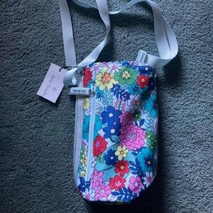 Vera Bradley water bottle crossbody